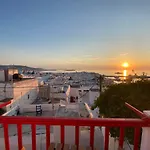 Elenitas Town House With Balcony And Sea View